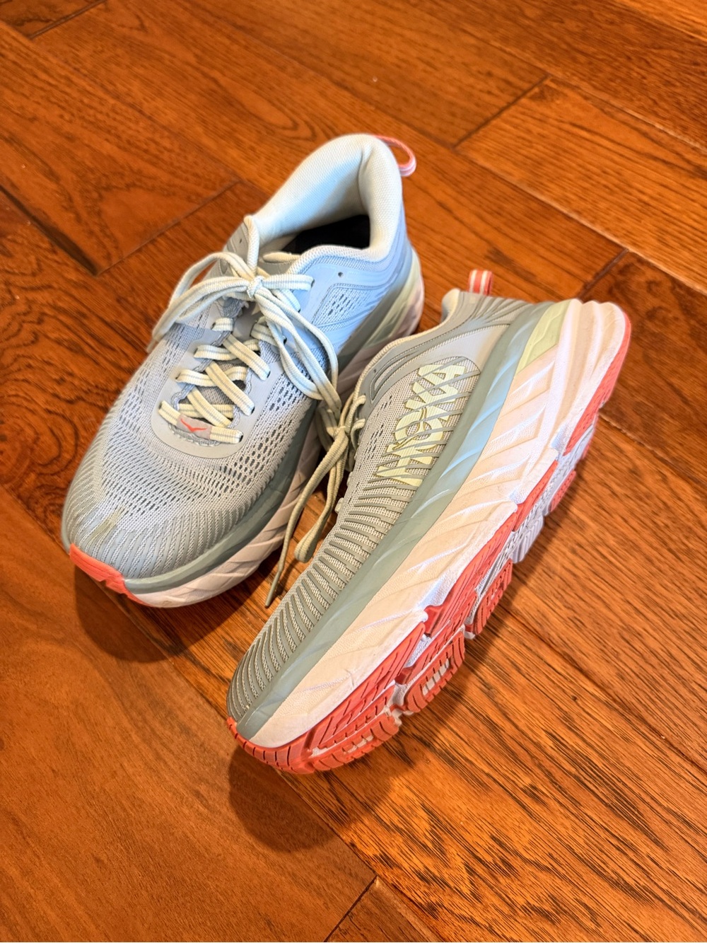 Hoka One One Bondi 7 Blue and Coral Running Shoes - Picture 3 of 13